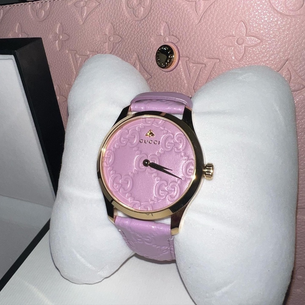 Gucci watch lilac pink purple magenta leather gg monogram gold logo strap rare
